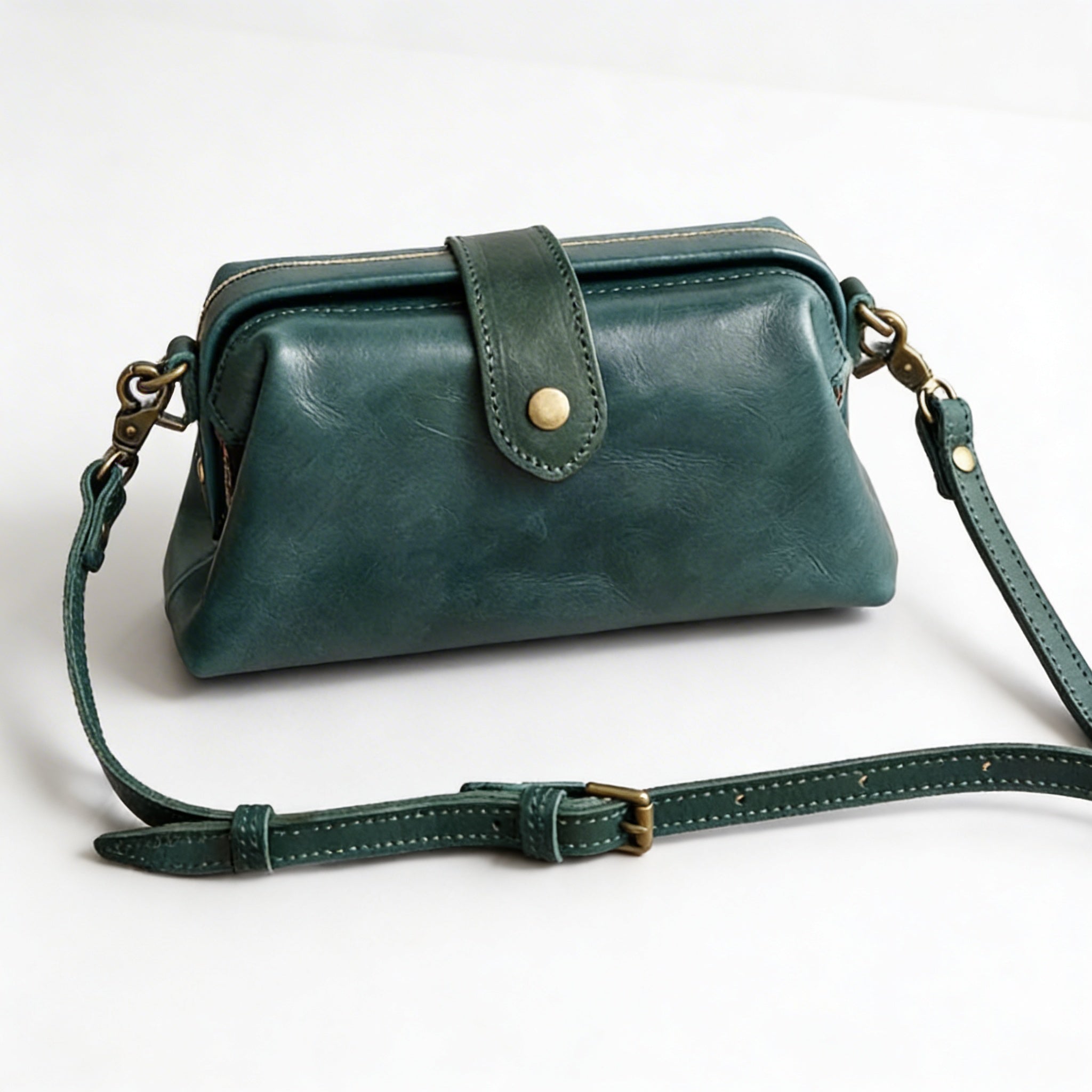 Aria | Women’s Crossbody Bag With Secure Snap Closure And Compact Silhouette | Essential