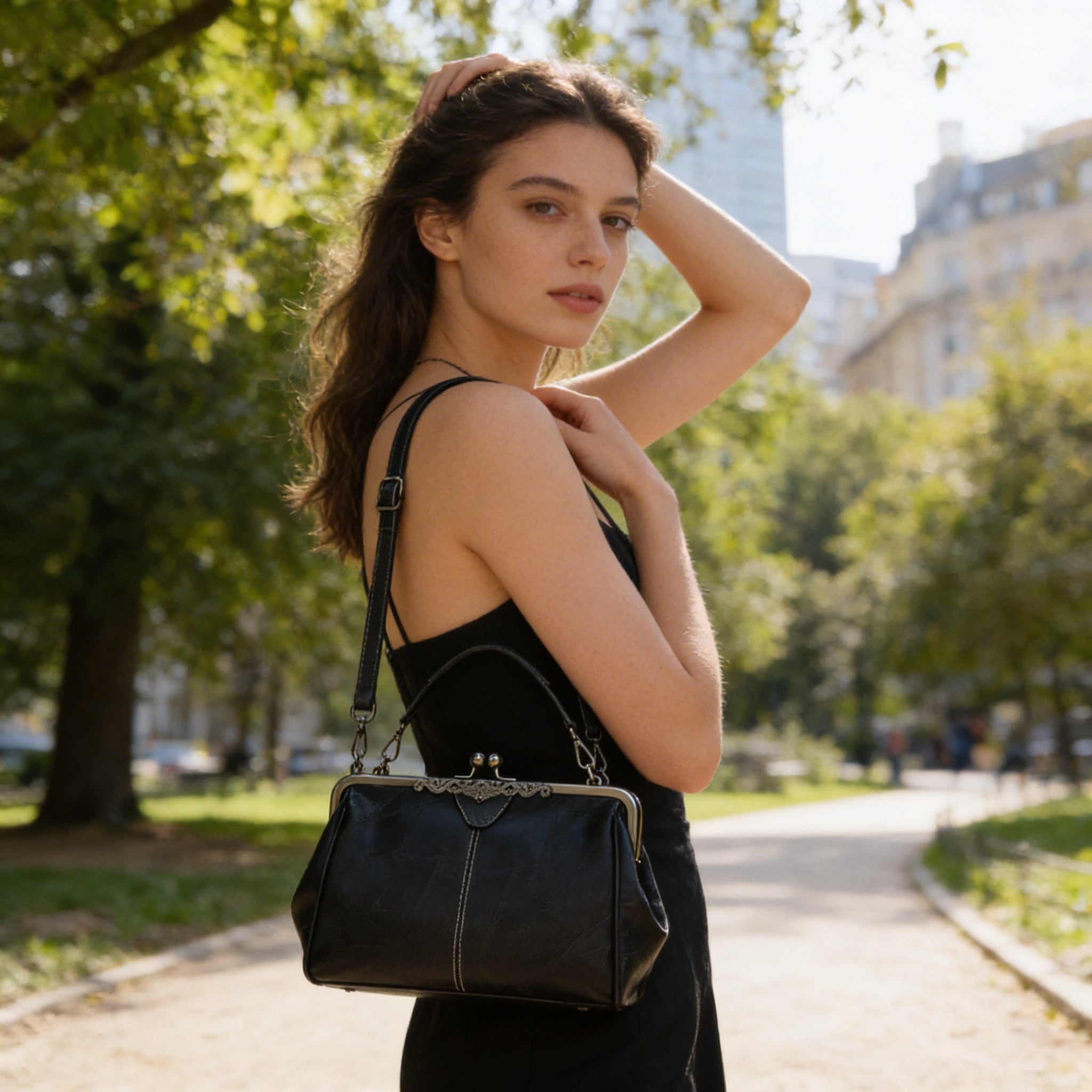 Camila | Women’s Crossbody Bag With Classic Clasp Closure And Contrast Stitch Detail | Retro