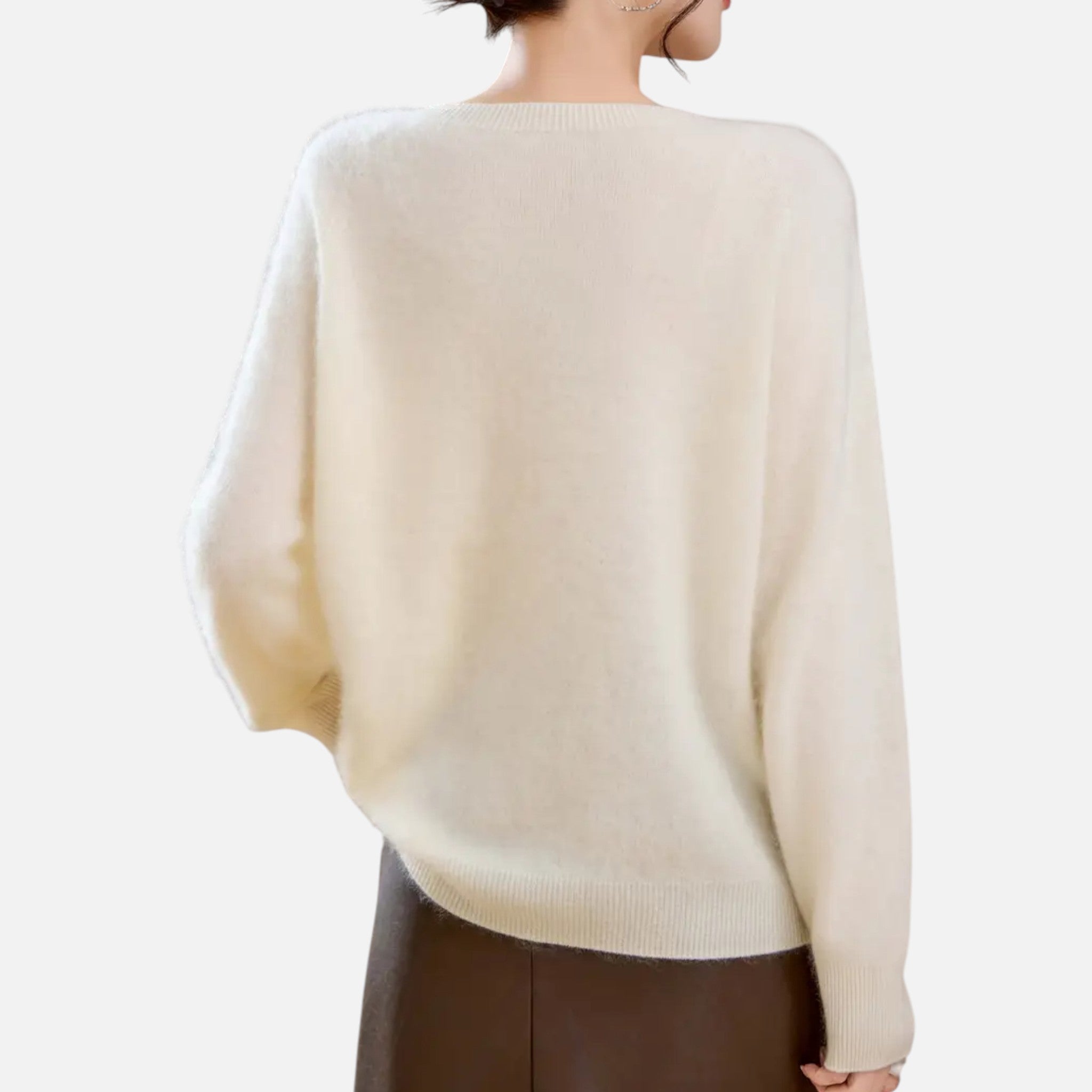 Maple & Bloom – Women’s Round-Neck Sweater