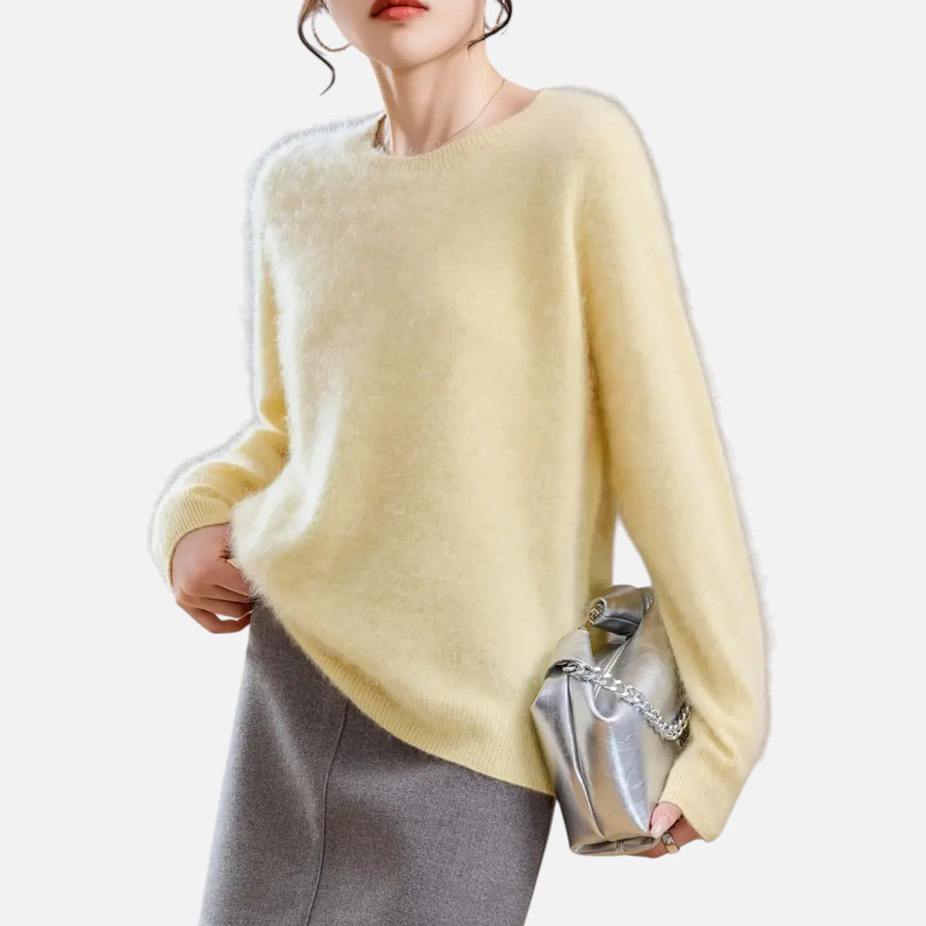 Maple & Bloom – Women’s Round-Neck Sweater