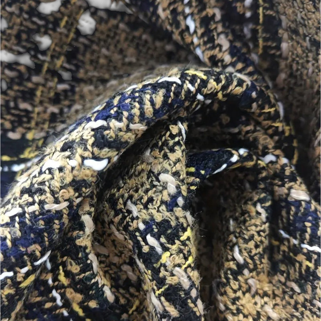 Maple & Bloom – Women’s Tweed Blazer