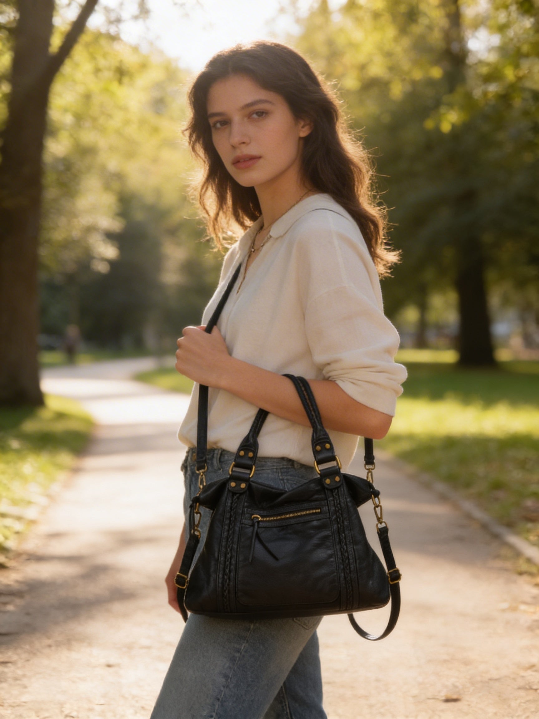 Maren | Women’s Tote Bag With Structured Minimal Shape And Long Strap Detail | Chic