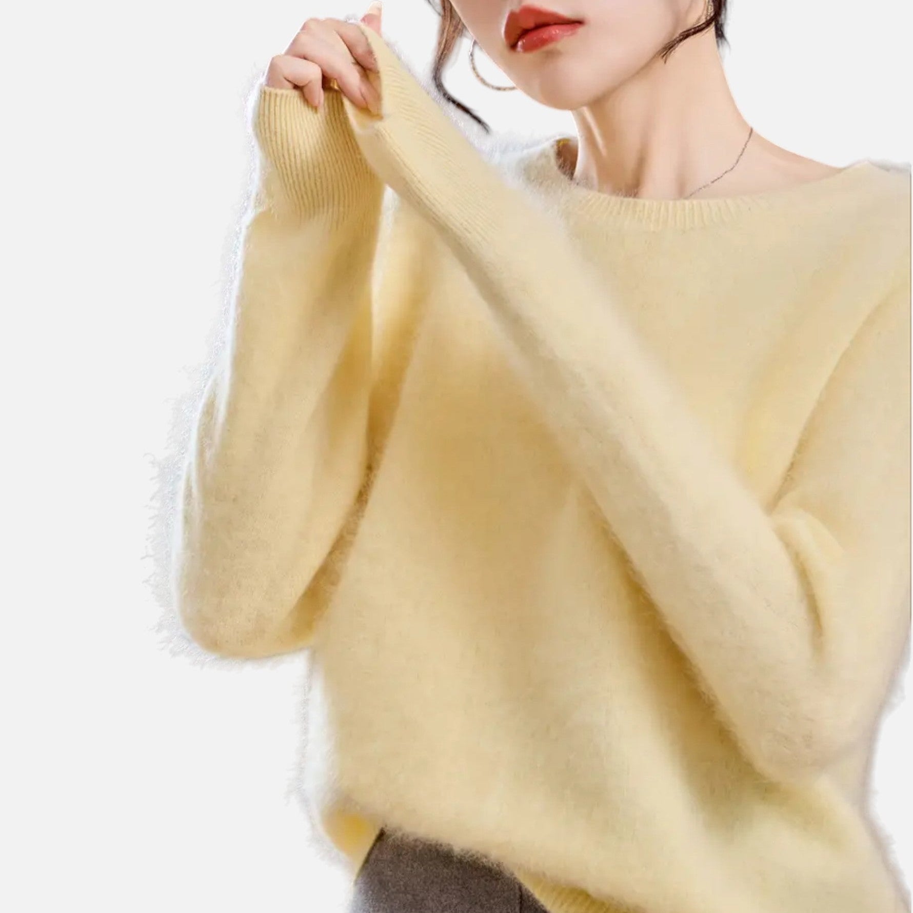 Mirelle | Women's Round-Neck Sweater With Ribbed Cuffs | Minimalist